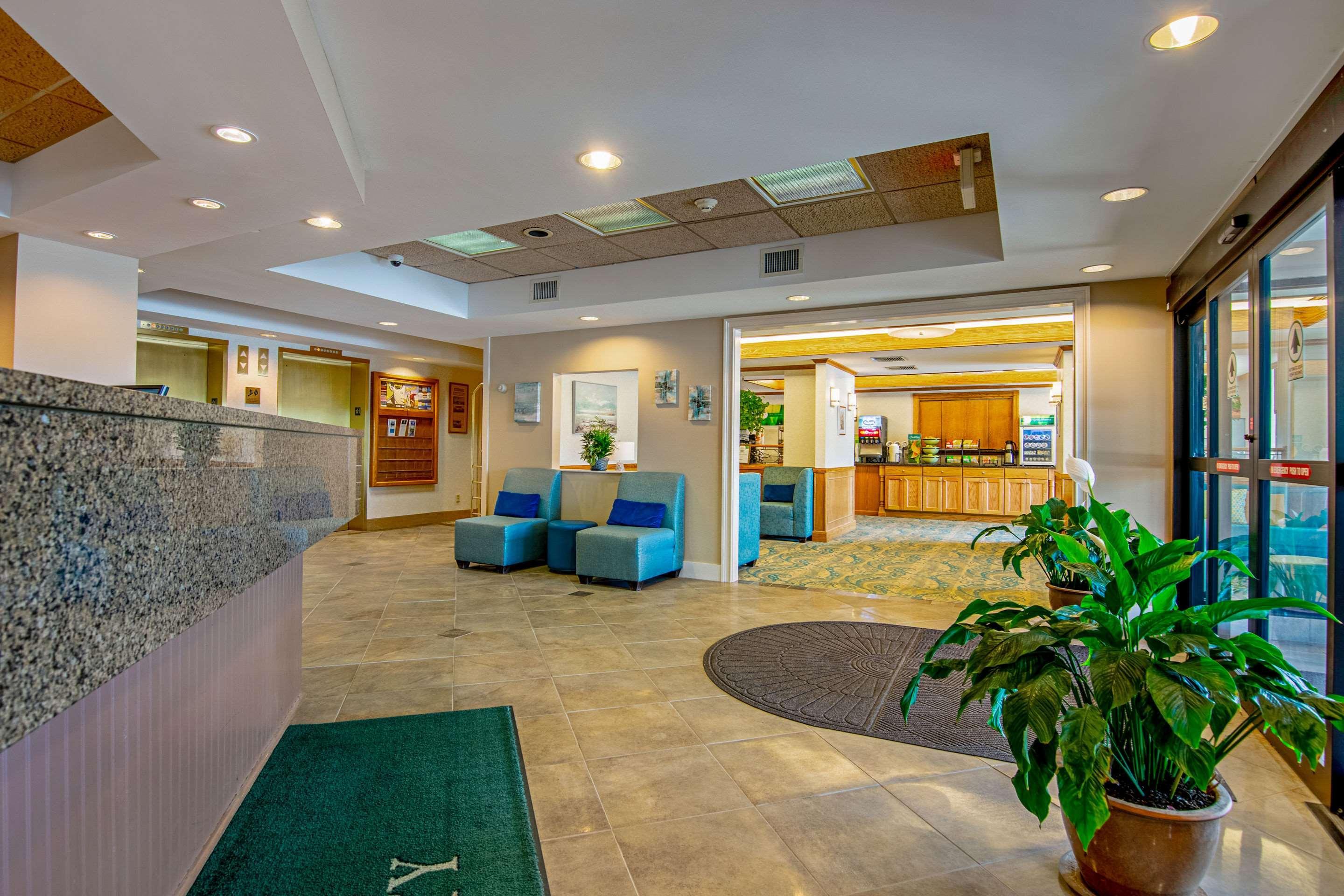 פורטסמות' Quality Inn מראה חיצוני תמונה