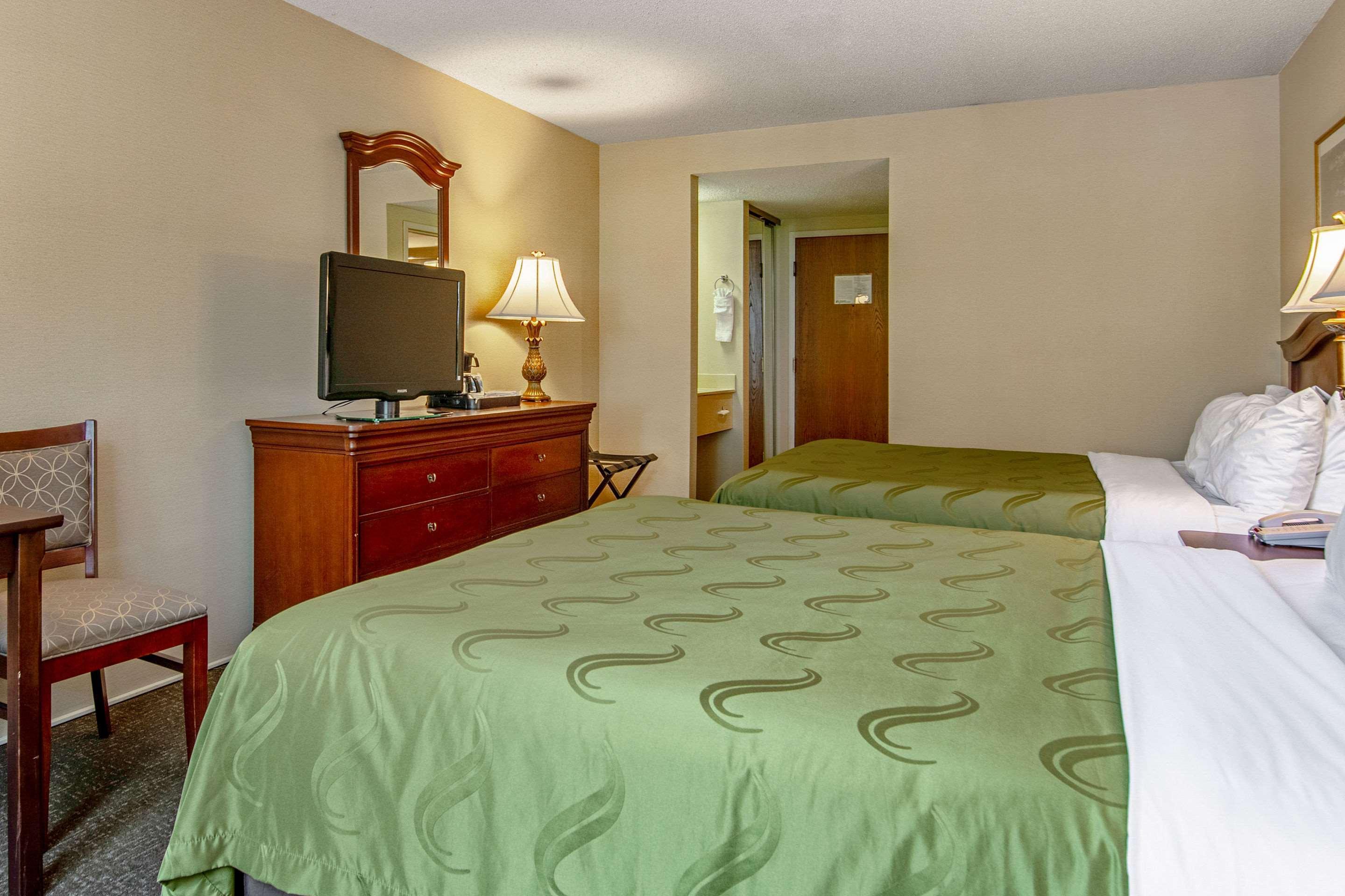פורטסמות' Quality Inn מראה חיצוני תמונה